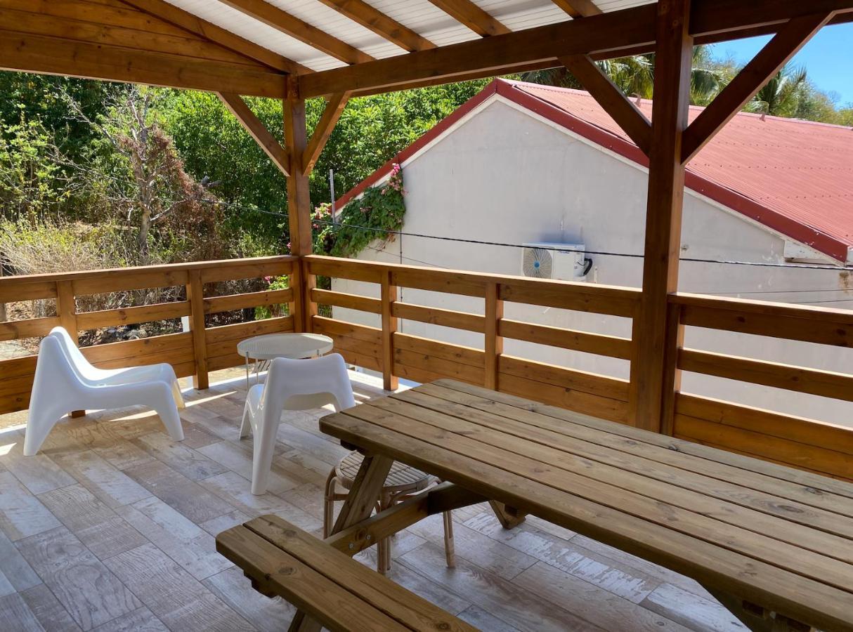 Haut De Villa Taalia Terre-De-Haut Exterior photo